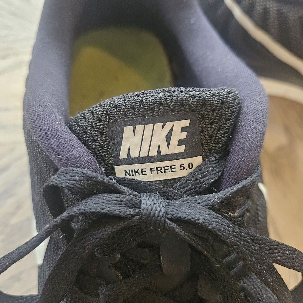 NIKE Women US 8.5 Free 5.0 Training Running Black White Shoes 724383-002‎ C6 - Picture 7 of 9